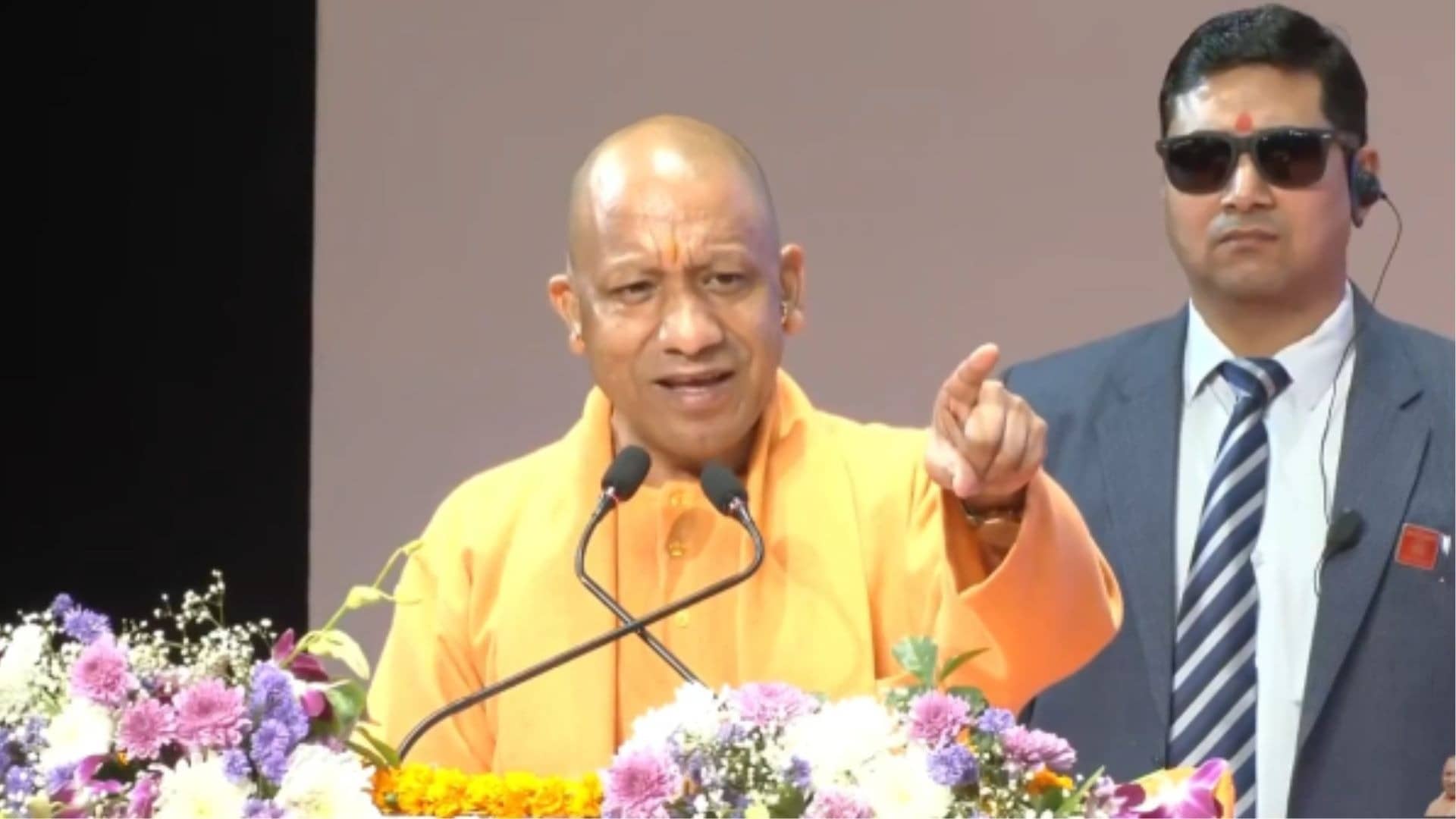 '12 बजे तक सोकर उठने वाले बबुआ...', CM योगी ने बिना नाम लिए अखिलेश यादव पर साधा निशाना