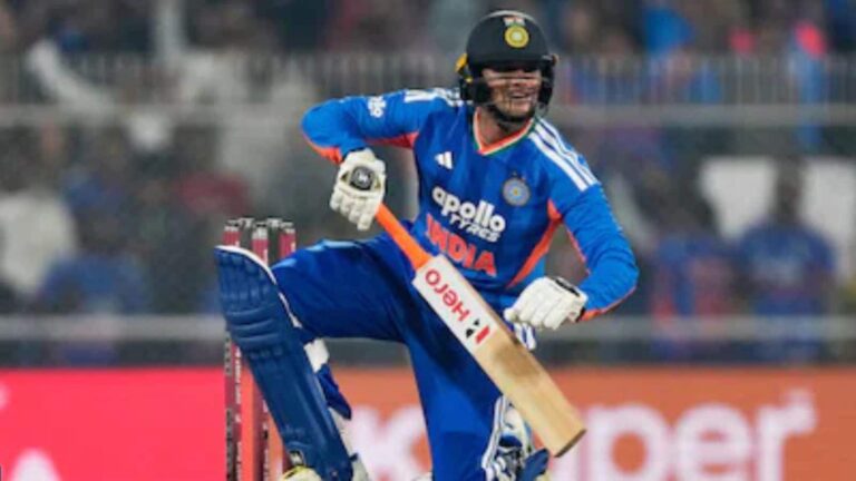 IND vs PAK: टीम के साथ कोलंबो पहुंचे अभिषेक शर्मा, पाकिस्तान के खिलाफ खेलेंगे मुकाबला? आया ये बड़ा अपडेट