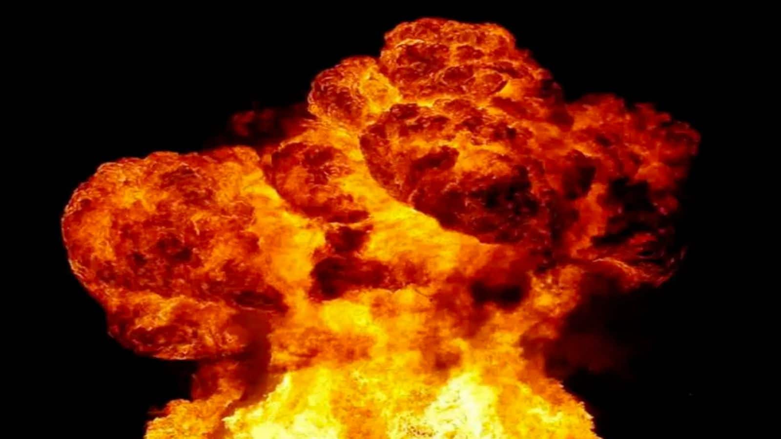 Faridabad Fire: फरीदाबाद की फैक्ट्री में जोरदार धमाका, ब्लास्ट की चपेट में आए 40 से ज्यादा लोग झुलसे