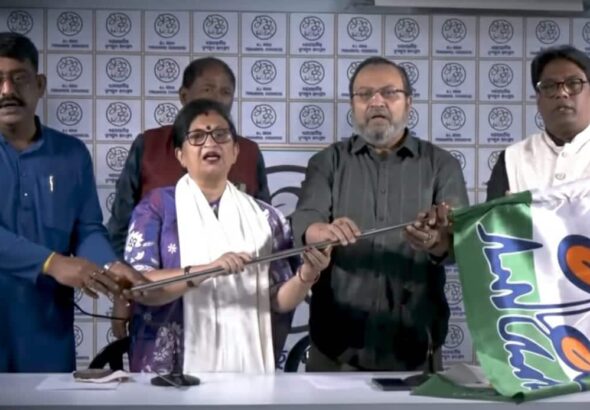 BJP छोड़ TMC में शामिल होते ही चंदन मंडल ने उठाए 'लक्ष्मी भंडार' पर सवाल, बोले - 6 महीने से लोगों को नहीं मिला पैसा