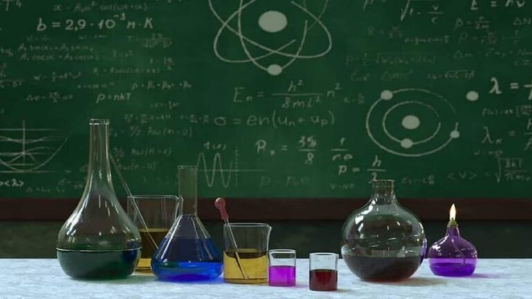 UP Board Practical Exam 2026: प्रैक्टिकल परीक्षाओं में गड़बड़ी पर एक दर्जन से ज्यादा स्कूलों और परीक्षकों को नोटिस जारी, कई केंद्रों पर हंगामा और मारपीट की खबरें