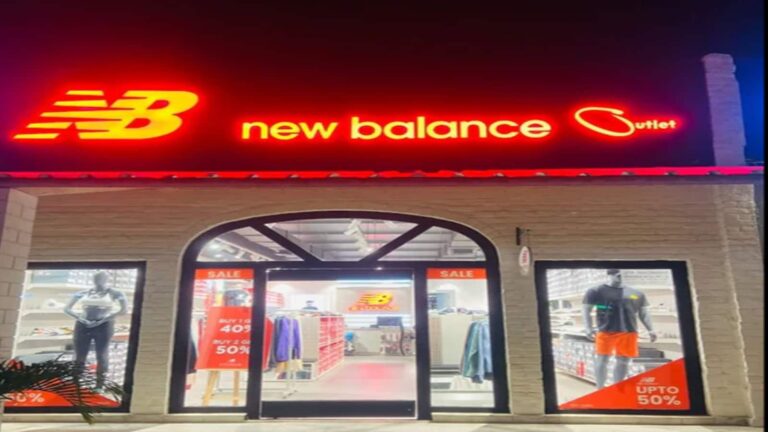 Brandman Retail IPO Listing: लिस्ट होते ही अपर सर्किट, धाकड़ बोली के बाद ₹176 के शेयरों ने एंट्री पर ही मचा दिया धमाल