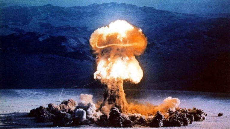 'चीन बना रहा नई पीढ़ी के घातक परमाणु हथियार, गुपचुप तरीके से किया परीक्षण', अमेरिकी खुफिया रिपोर्ट का बड़ा दावा