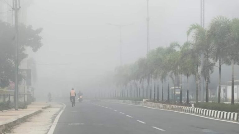 Delhi AQI Today: दिल्ली की हवा ने ली थोड़ी राहत, AQI पहुंचा 279, राजधानी में अगले 5 दिन तक मौसम रहेगा सामान्य