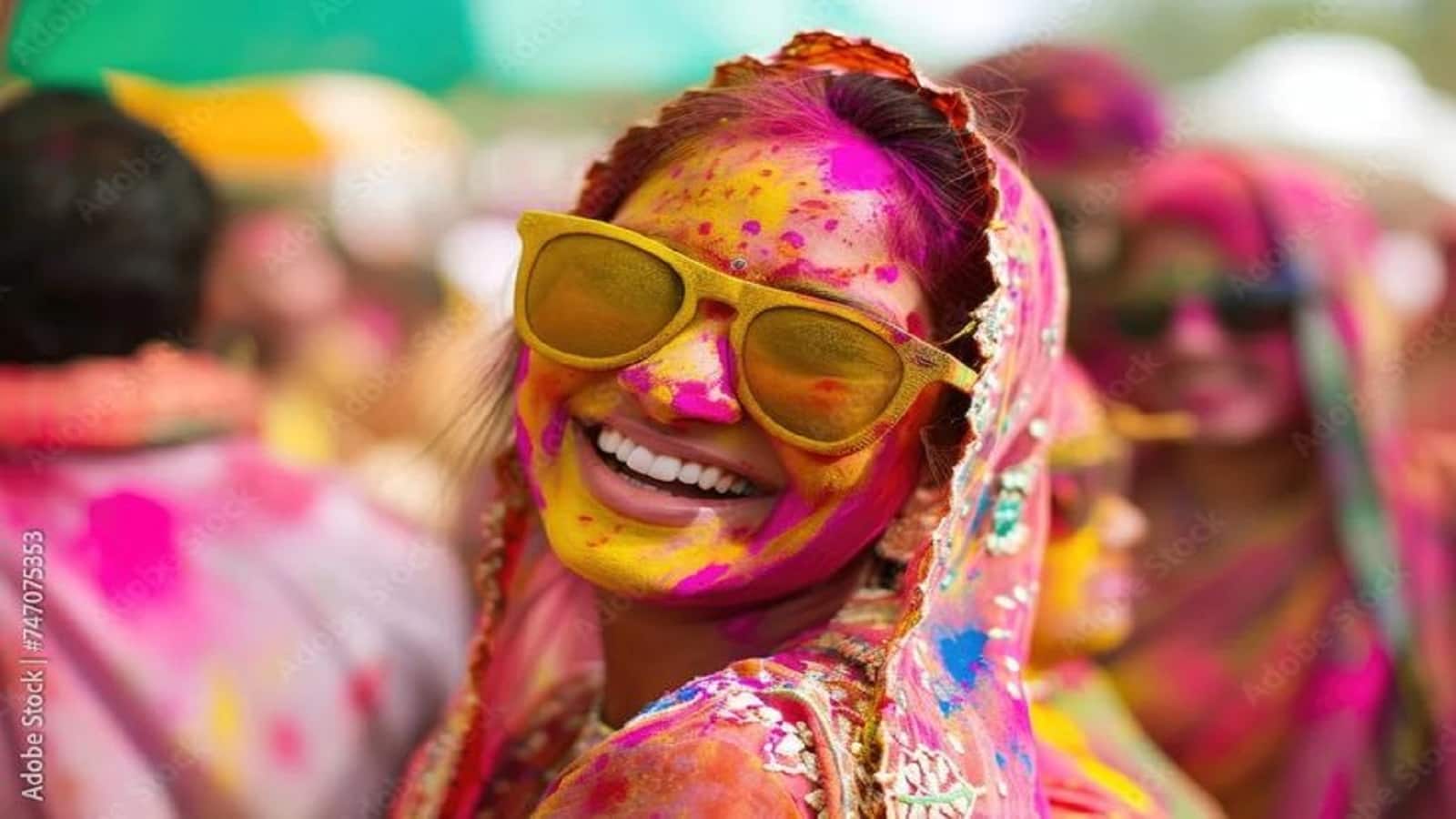 Holi Skin Care Routine: होली खेलने से पहले और होली खेलने के बाद अपनाएं ये 5 स्किन केयर टिप्स, दोगुना हो जाएगा रंगों का मजा