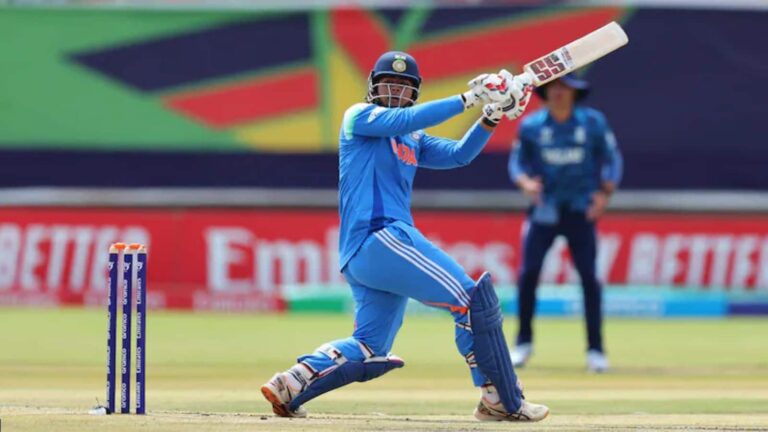 IND vs ENG U19 Final: टीम इंडिया का धमाल...जीता U-19 वर्ल्ड कप का खिताब, फाइनल में इंग्लैंड को दी 100 रन से मात