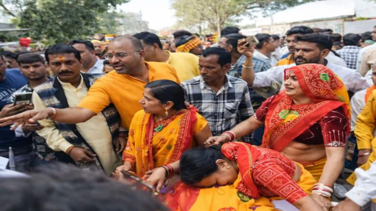MP Stampede: मध्य प्रदेश के ग्वालियर में कलश यात्रा के दौरान भगदड़! महिला की मौत, कई अन्य घायल