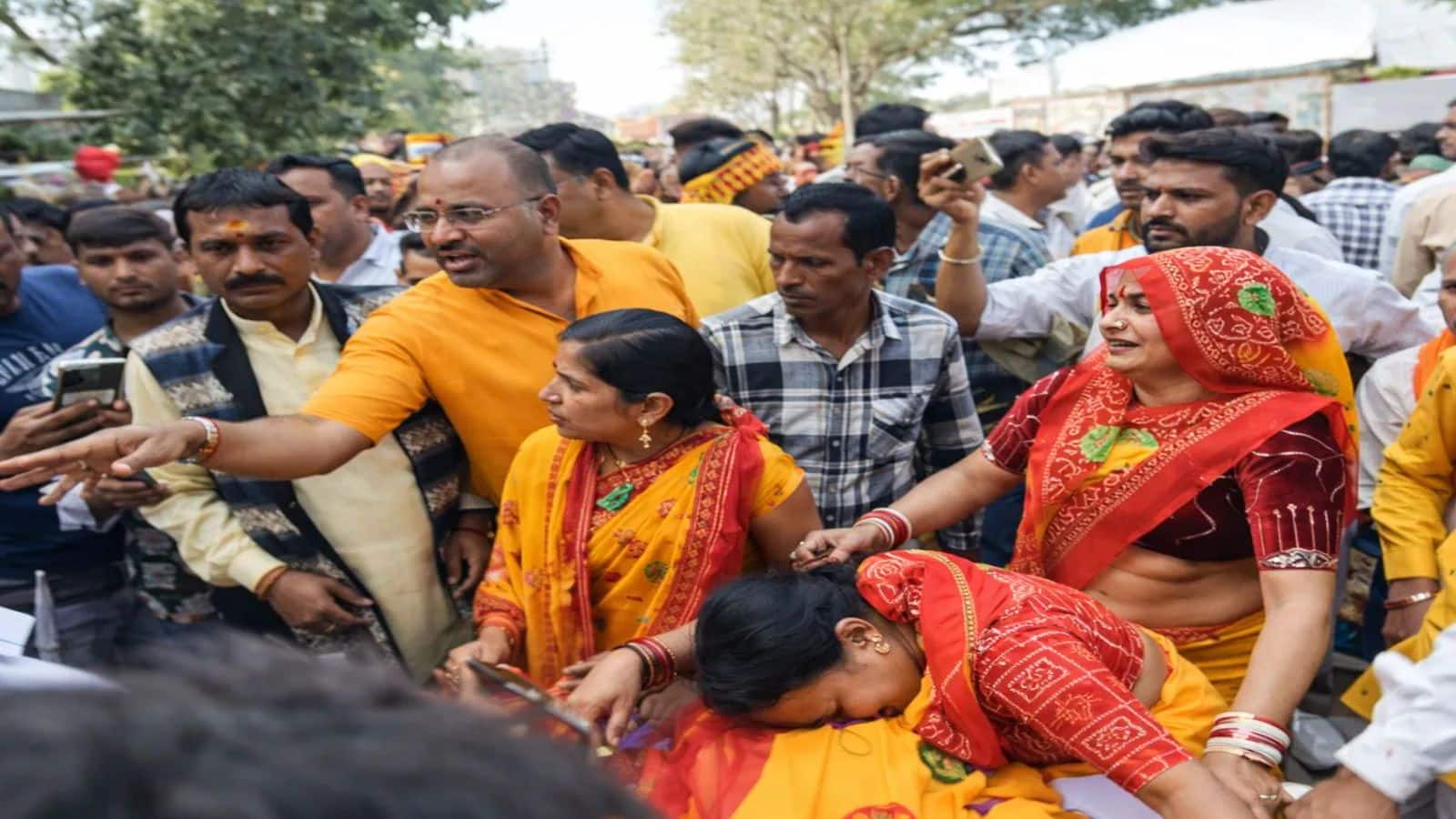 MP Stampede: मध्य प्रदेश के ग्वालियर में कलश यात्रा के दौरान भगदड़! महिला की मौत, कई अन्य घायल