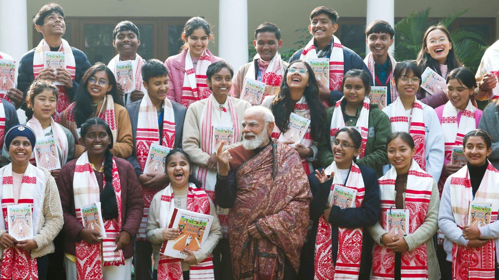 ‘परीक्षा पर चर्चा’ के बहाने नई पीढ़ी को जीवन के पाठ पढ़ा रहे हैं मोदी!