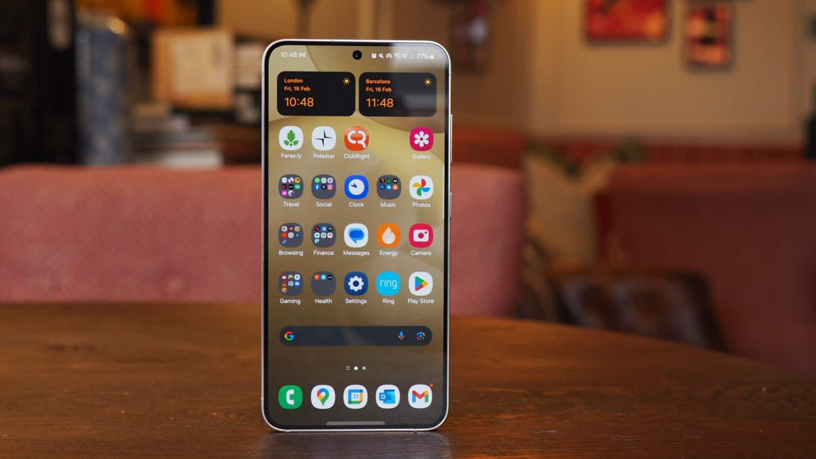 Samsung Galaxy S24 की कीमत में 30,000 तक की छूट, जानें कैमरा, फीचर्स और स्पेसिफिकेशन की डिटेल