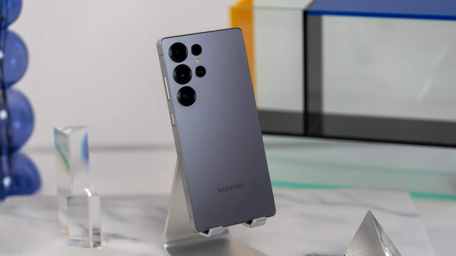 Samsung Galaxy S26 Ultra कल भारत में होगा लॉन्च, जानें कीमत, फीचर्स और स्पेसिफिकेशन की पूरी डिटेल