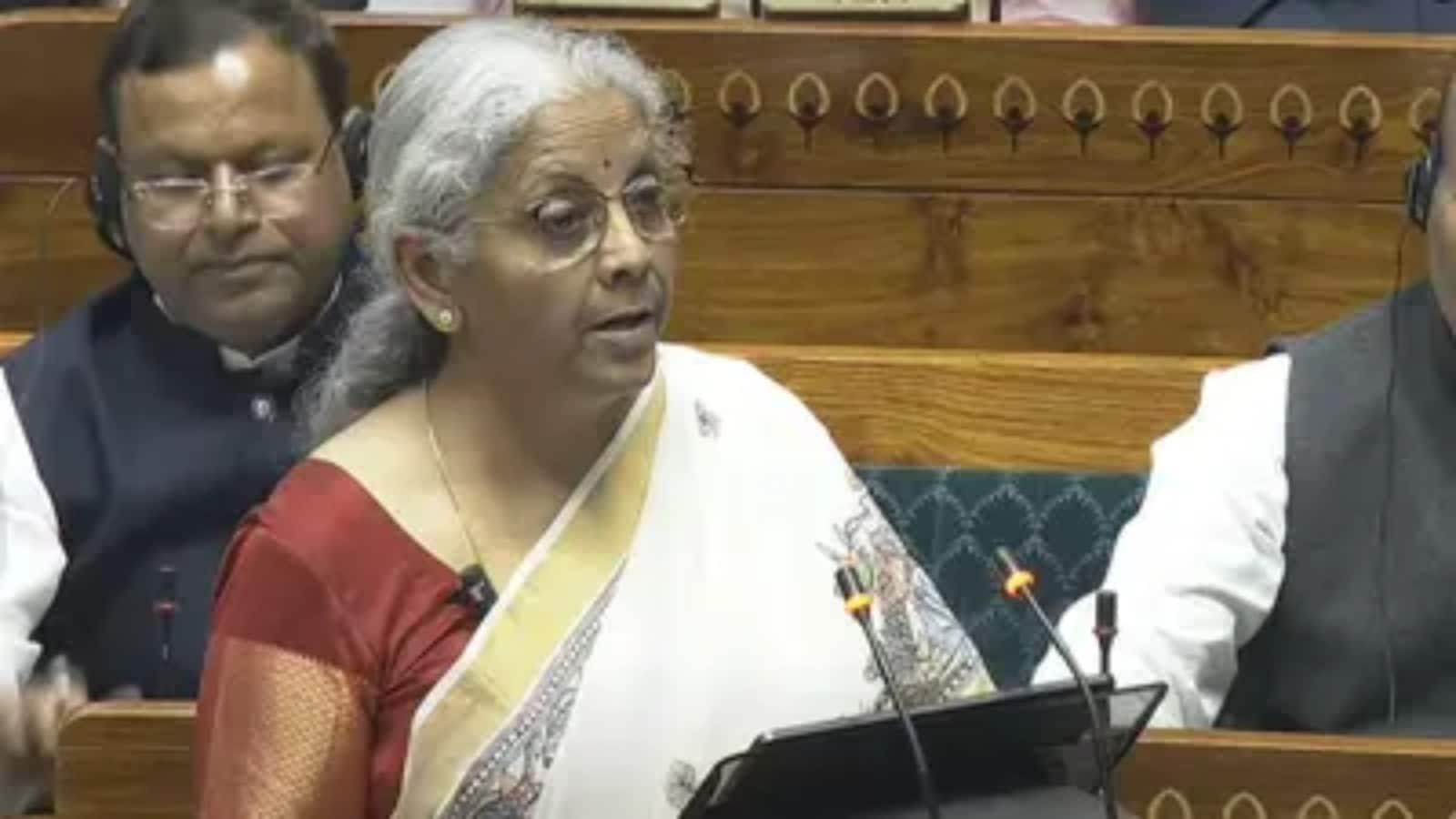 Union Budget 2026: कितना लंबा था निर्मला सीतारमण का बजट भाषण? जानें किन मुद्दों पर रहा जोर