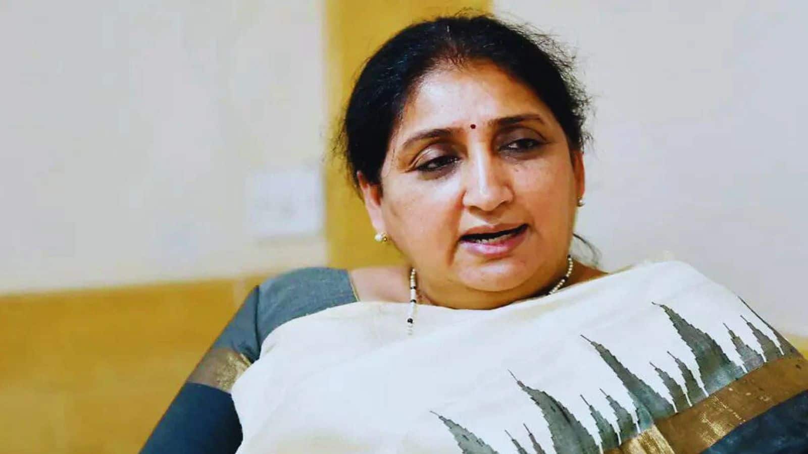 महाराष्ट्र की डिप्टी CM सुनेत्रा पवार को मिली बड़ी जिम्मेदारी, पुणे और बीड के संरक्षण मंत्री का मिला प्रभार