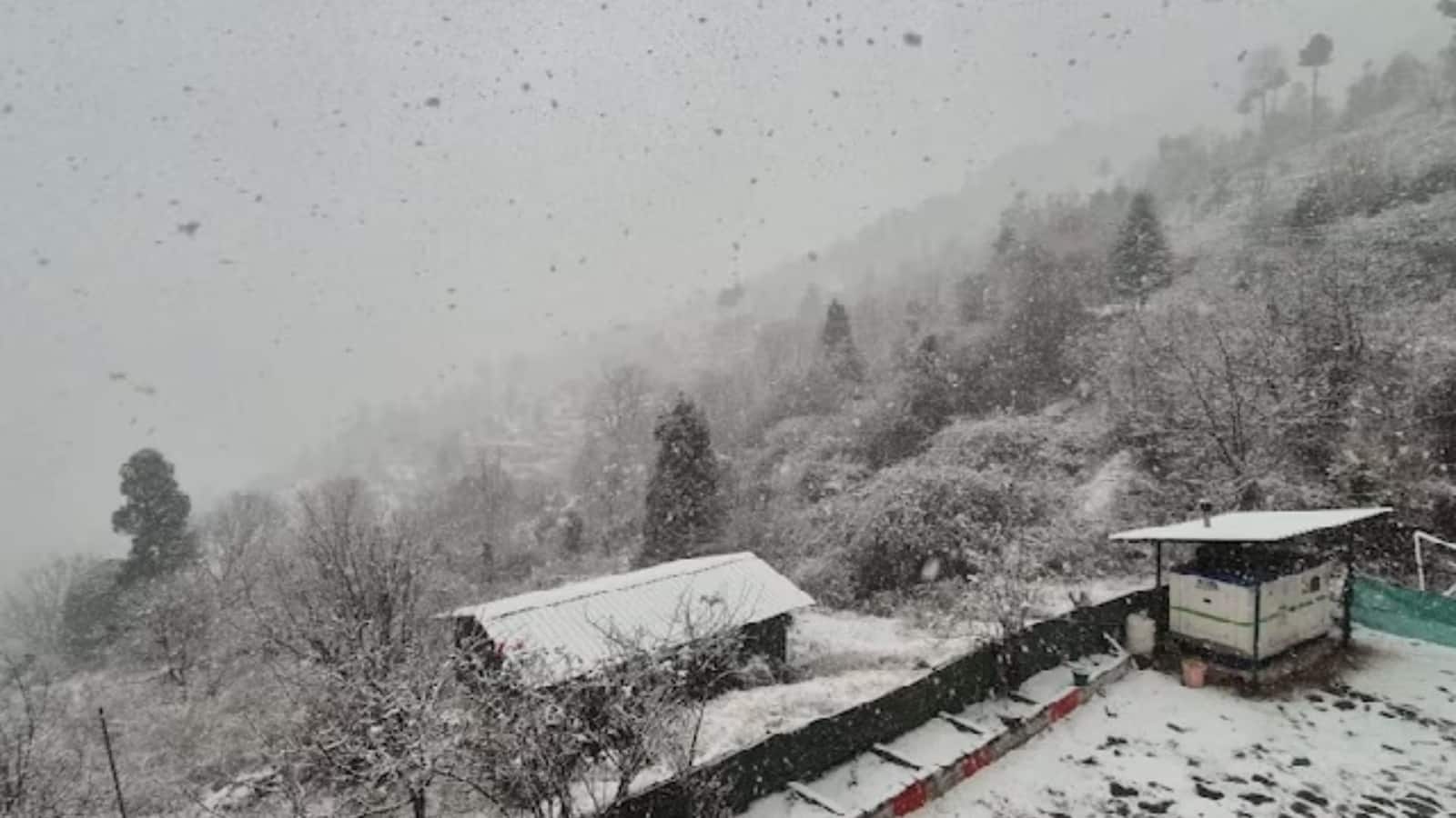 Uttarakhand Avalanche Alert: उत्तराखंड में हिमस्खलन का खतरा बढ़ा, पांच पहाड़ी जिलों में हाई अलर्ट