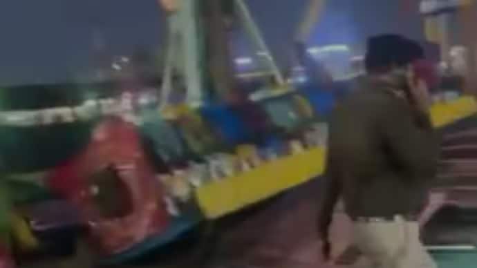 Surajkund Mela: सूरजकुंड मेले में बड़ा हादसा...गिरा 'सुनामी झूला', पुलिसकर्मी की मौत, 13 लोग घायल