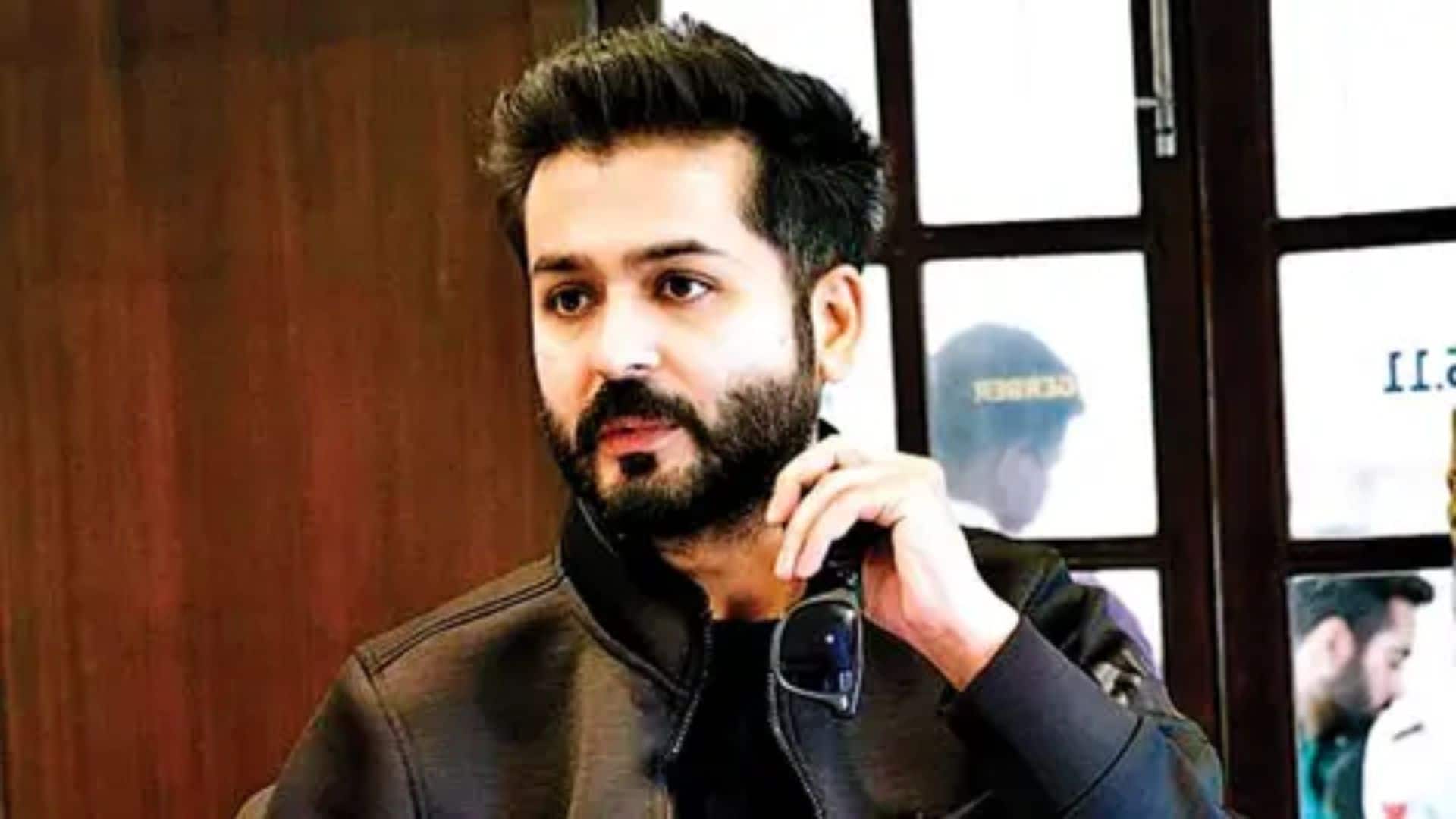 Aditya Dhar: Dhurandhar 2 के रिलीज से पहले मुश्किल में पड़े आदित्य धर, BMC ने फिल्ममेकर के प्रोडक्शन हाउस पर लगाया ब्लैकलिस्ट का डंडा