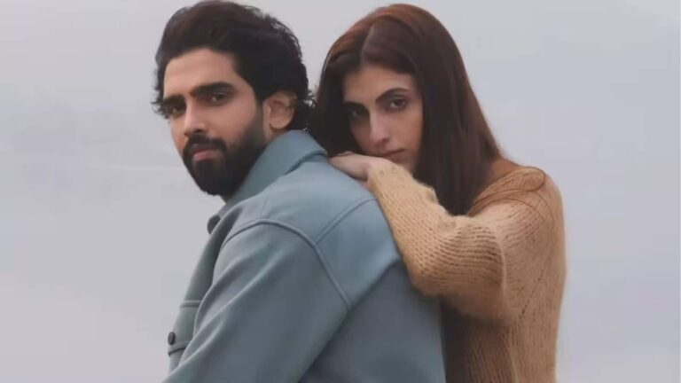 Amaal Malik: अमाल मलिक ने बिग बॉस 19 की फैन वॉर से तंग आकर फरहाना भट्ट संग नए गाने की रिलीज पर लगाया ब्रेक