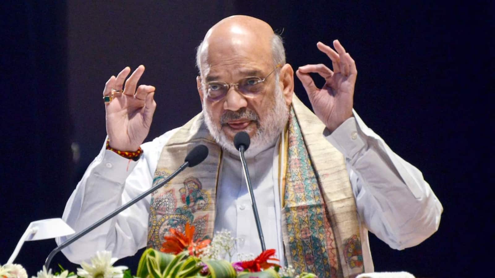 नक्सली आत्मसमर्पण करें, सरकार "रेड कार्पेट" बिछाकर स्वागत करेगी, समीक्षा बैठक के बाद बोले अमित शाह