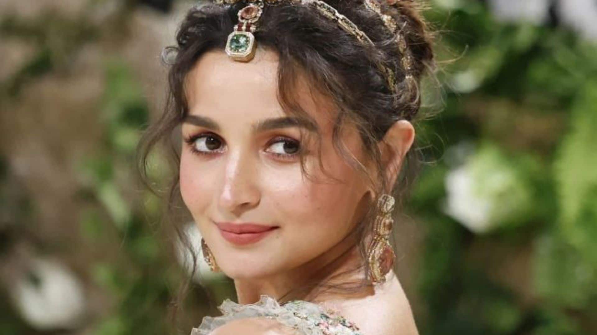 BAFTA Awards 2026 में चमकी बॉलीवुड की शान, एक्ट्रेस आलिया भट्ट बनीं प्रेजेंटर, हॉलीवुड सितारों संग करेंगी मंच साझा
