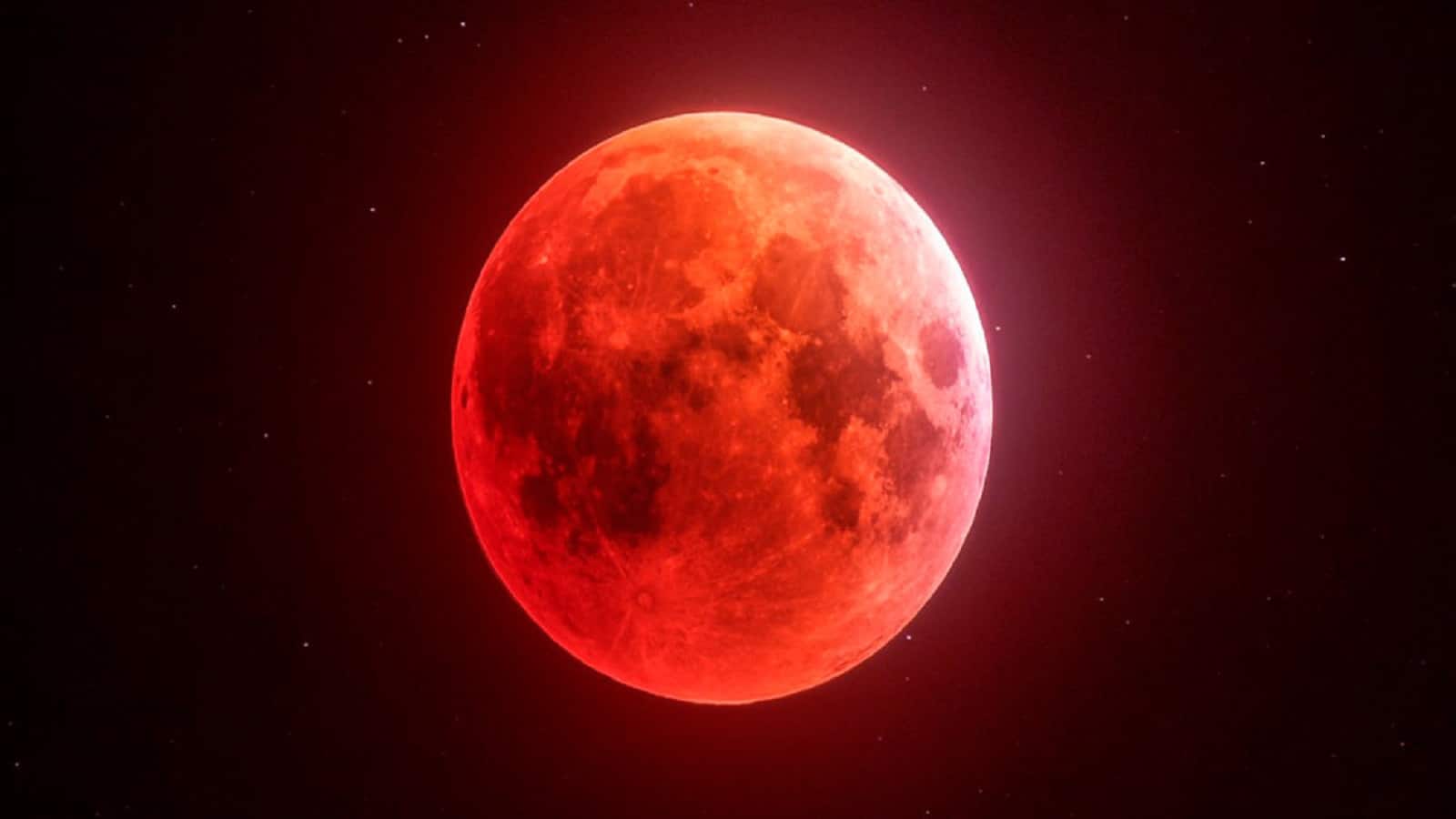 Chandra Grahan 2026 Date: पहले सूर्य ग्रहण के बाद अब लगेगा पहला चंद्र ग्रहण, पंचांग से जानें तारीख, समय और सूतक काल
