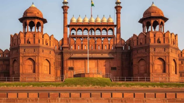 दिल्ली में आतंकी साजिश का अलर्ट, लश्कर ए तैयबा के निशाने पर चांदनी चौक का मंदिर