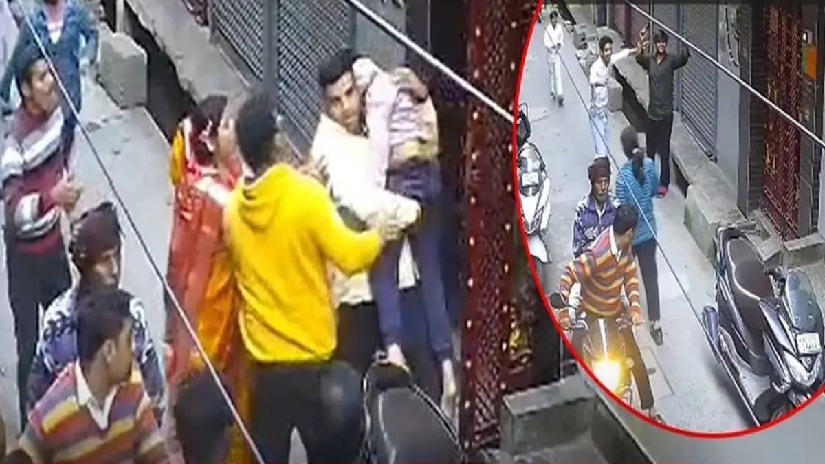 UP: बुलंदशहर हर्ष फायरिंग केस में पुलिस को मिली बड़ी कामयाबी, 9 दिन से फरार आरोपी पिता-पुत्र गिरफ्तार; जानें कैसी है अब रेयांश की हालत