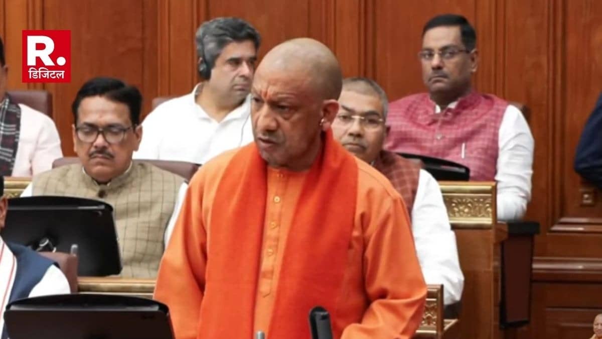 UP: आक्रांताओं का महिमामंडन नहीं चलेगा, हिंदुस्तान में रहना है तो वंदे मातरम् गाना होगा- CM योगी की दो टूक