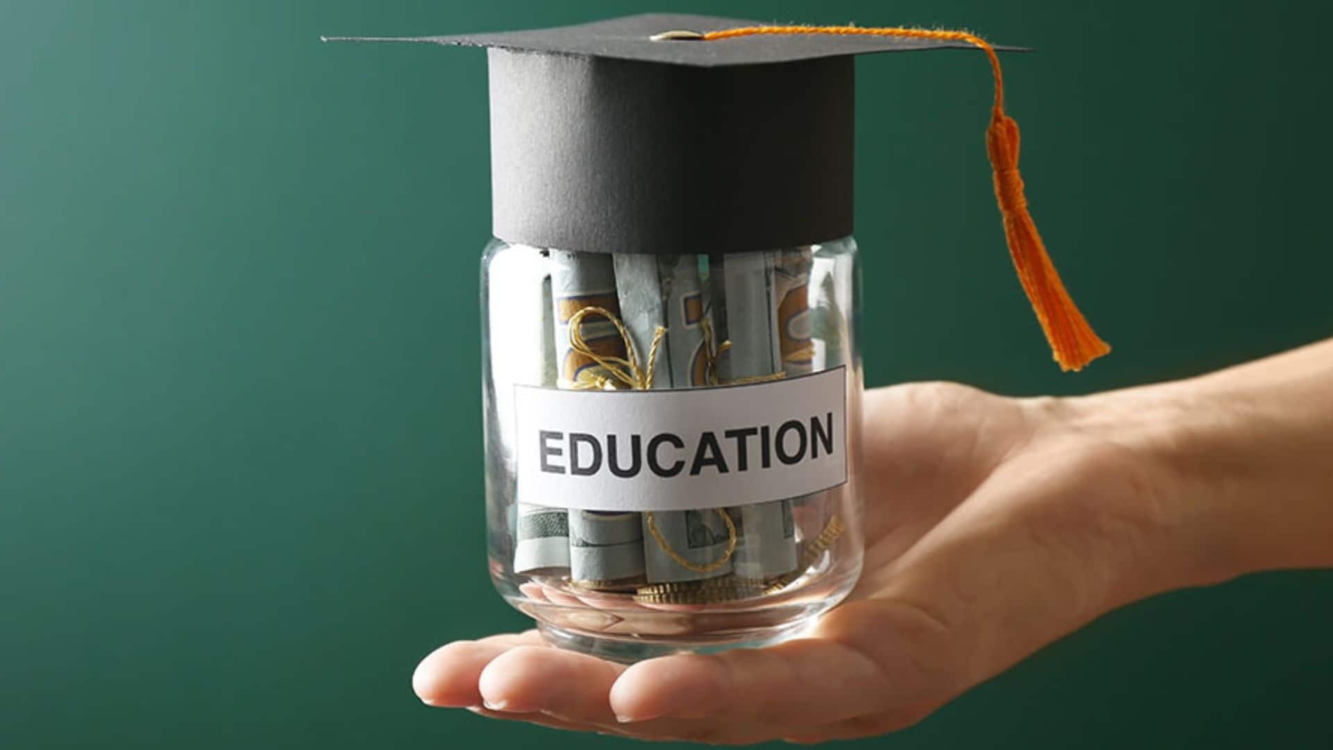 Education Planning: बच्चों की पढ़ाई का बढ़ रहा है खर्च? जानिए महंगाई में कैसे करें सही प्लानिंग