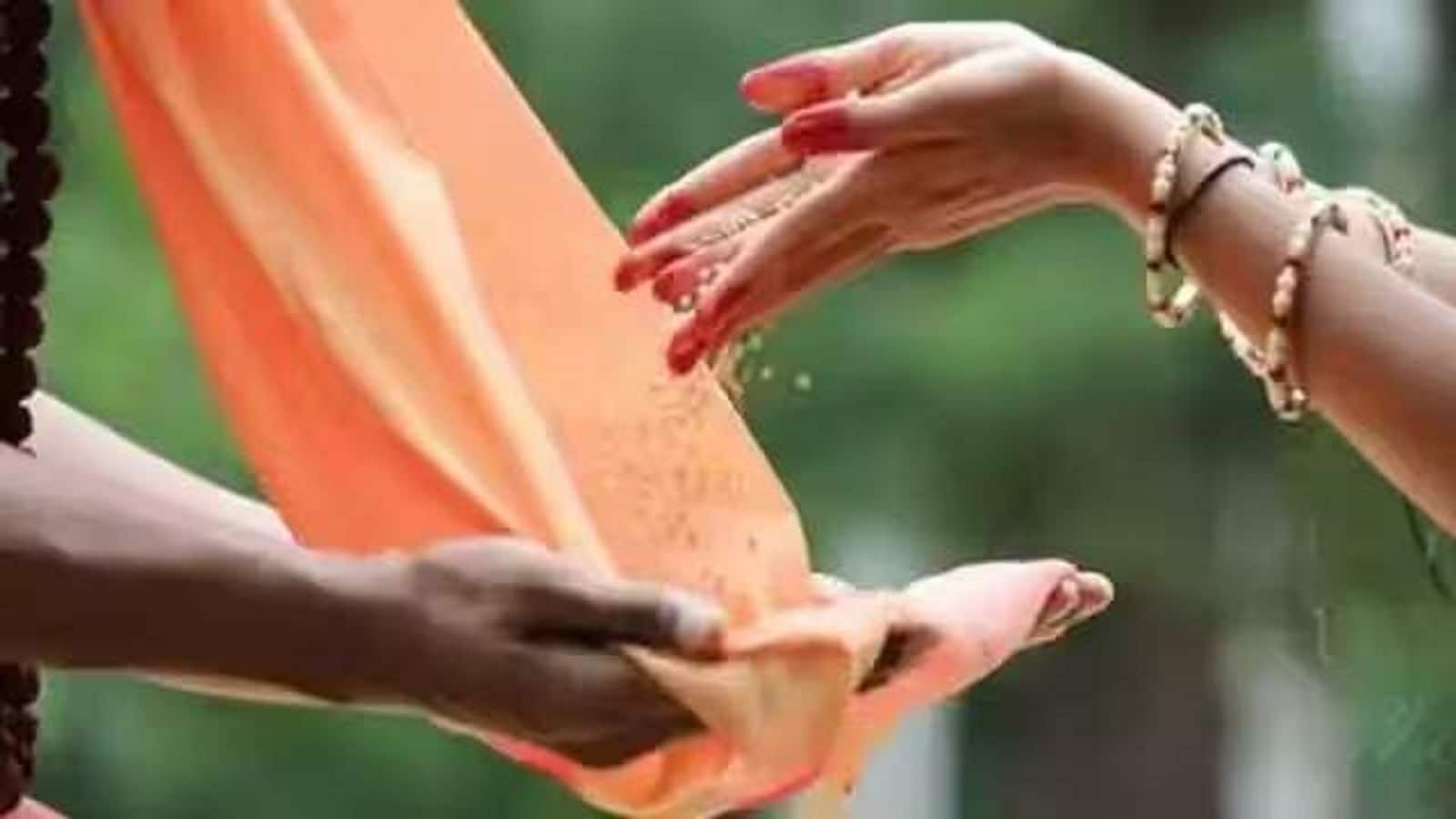 Holashtak 2026: होलाष्टक के ये 8 दिनों में जरूर करें ये 4 काम, जीवन में आएगी शांति, समृद्धि और खुशहाली