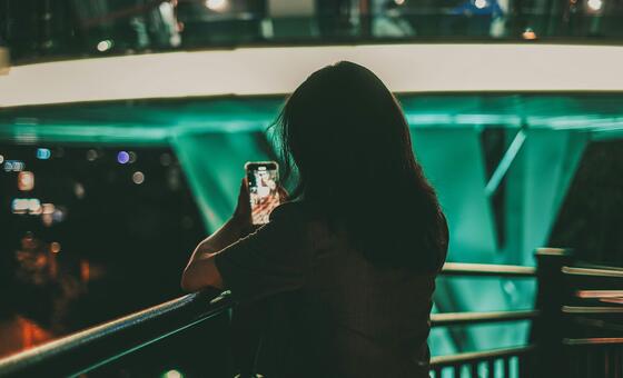 एआई के ज़रिए बच्चों की 'डीपफ़ेक' यौन सामग्री में उछाल, UNICEF की चेतावनी