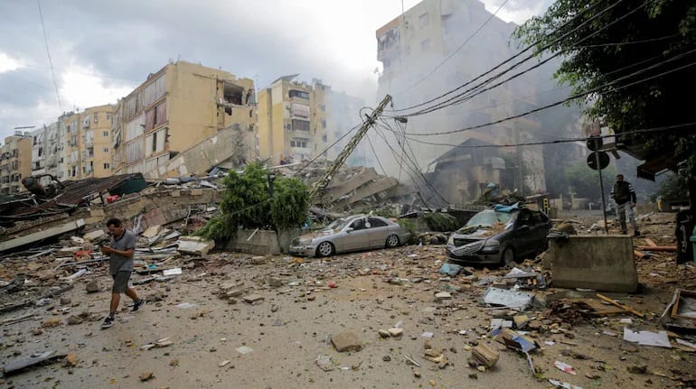 US-Israel Attack on Iran: भारत के विदेशी व्यापार को बड़ी चोट पहुंचा सकती है यह लड़ाई, जानिए कैसे