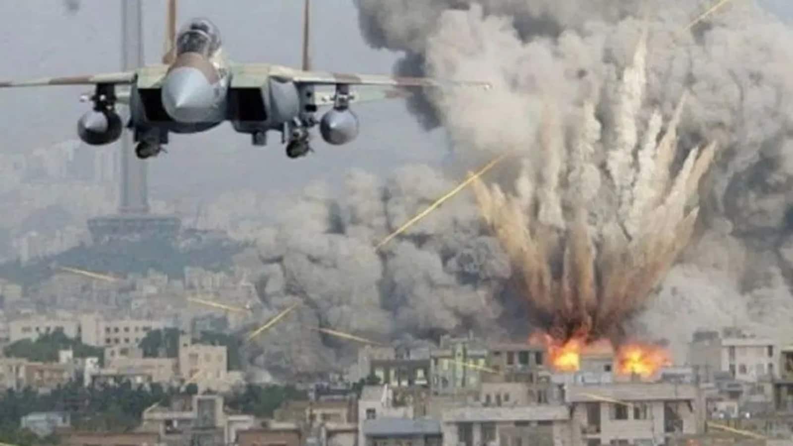 Israel Airstrike Lebanon: लेबनान-सीरिया सीमा पर इजरायली ड्रोन स्ट्राइक, हमले में 4 की मौत, सीजफायर के बावजूद बढ़ा तनाव