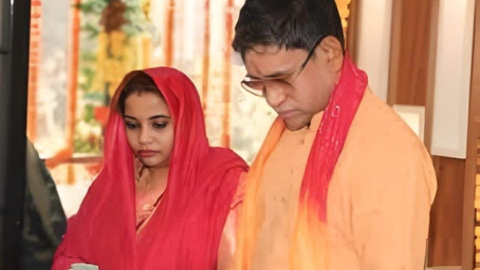 भोजपुरी स्टार निरहुआ ने शेयर की शादी की दर्दभरी कहानी, पत्नी के साथ रिश्ता बताया फर्ज का