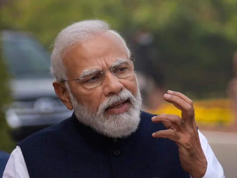 'AI समिट में कांग्रेस ने की गंदी राजनीति...पार की सीमाएं', मेरठ में पीएम मोदी ने दिया बड़ा बयान