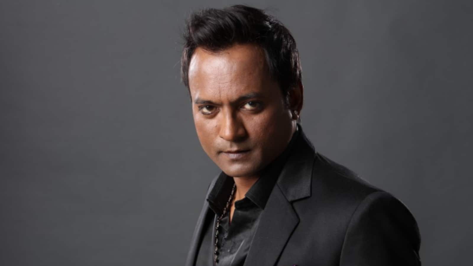 Prashant Narayanan: प्रशांत नारायणन ने कार्तिक आर्यन को लेकर कही बड़ी बात, बोले- 'सबसे खराब अभिनेताओं में से एक हैं वह'