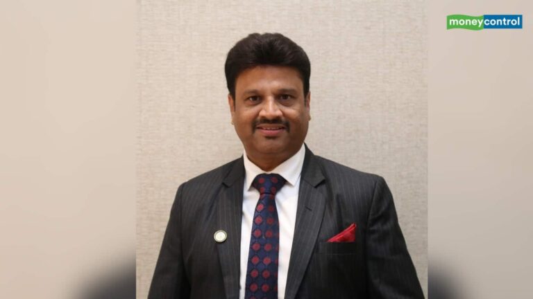 गोल्ड की बढ़ती कीमतों ने ग्राहकों को किया शॉक्ड, GJC चेयरमैन ने कहा- सरकार कम करे टैक्स