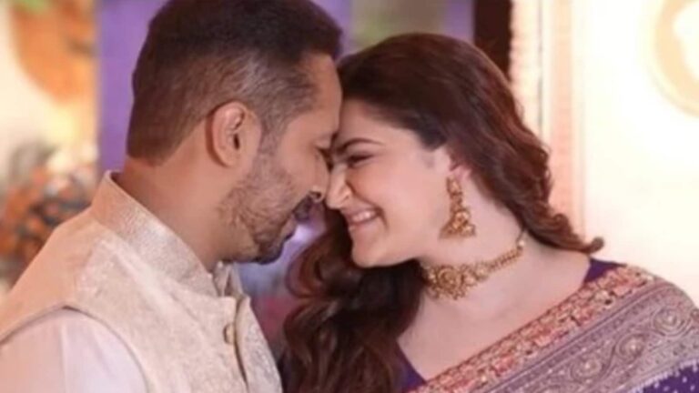 Shivaleeka Oberoi: खुदा हाफिज एक्ट्रेस की हुई गोदभराई, निर्देशक अभिषेक पाठक संग शेयर किया खूबसूरत वीडियो