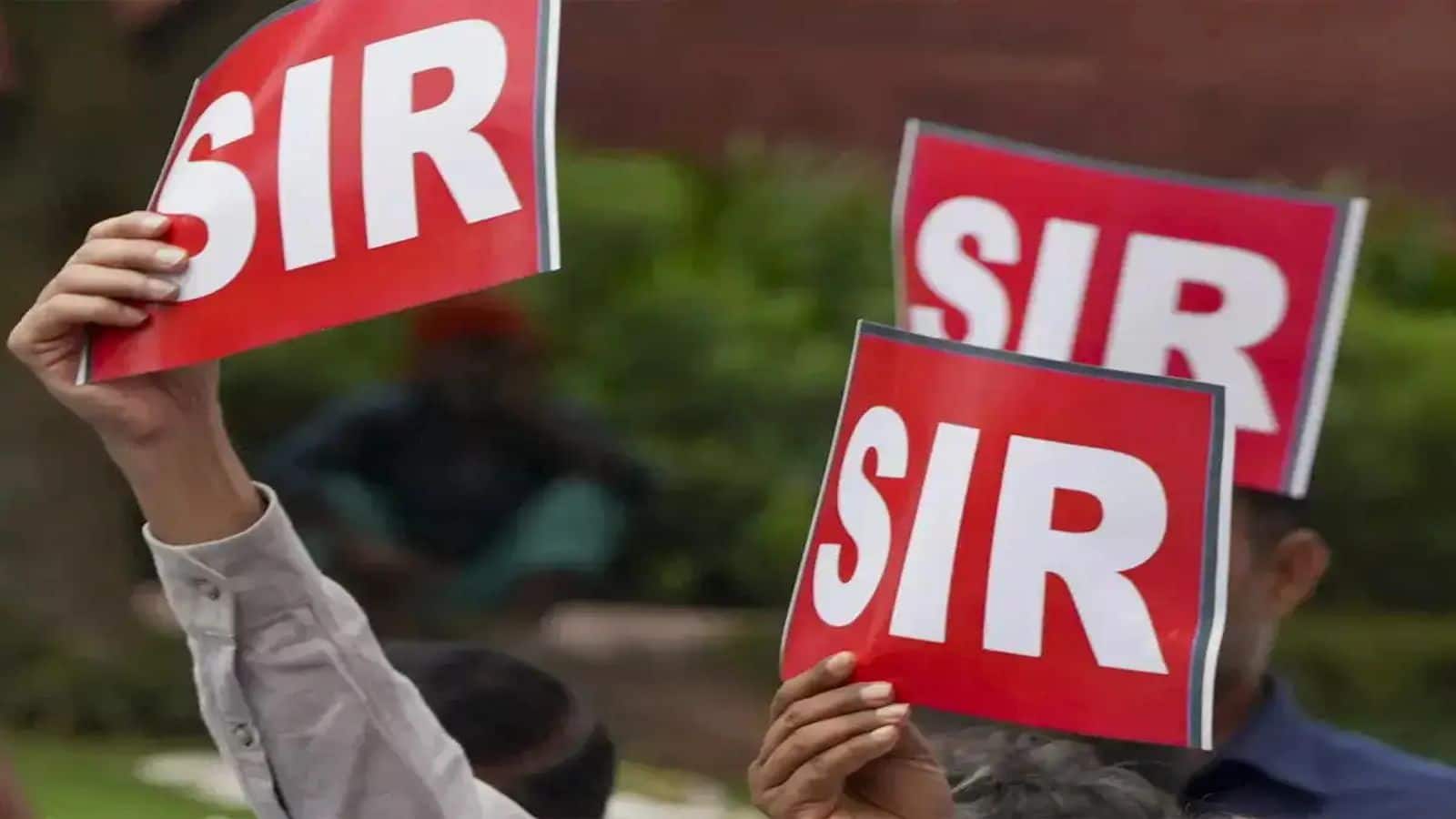 देश के 9 राज्यों और केंद्र शासित प्रदेशों में SIR खत्म, जानें- किस राज्य में कितने वोटर के कटे नाम