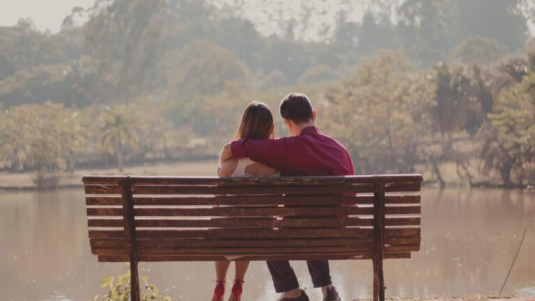 Valentine Day 2026: वैलेंटाइन डे पर दिल्ली की इन खूबसूरत जगहों पर जाएं, कपल्स के लिए एंट्री पूरी तरह फ्री