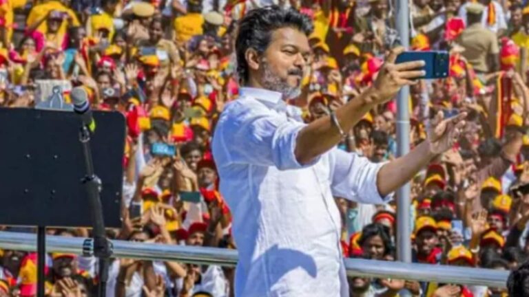 Vijay: विजय थलपति को रास नहीं आ रही राजनीति, फिर रैली में हुई एक शख्स की मौत