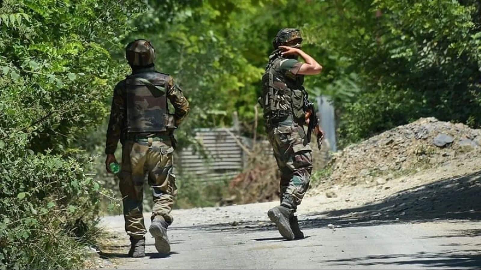 Uri Encounter: जम्मू-कश्मीर के उरी सेक्टर में घुसपैठ की कोशिश नाकाम, मुठभेड़ में पाकिस्तानी आतंकवादी ढेर