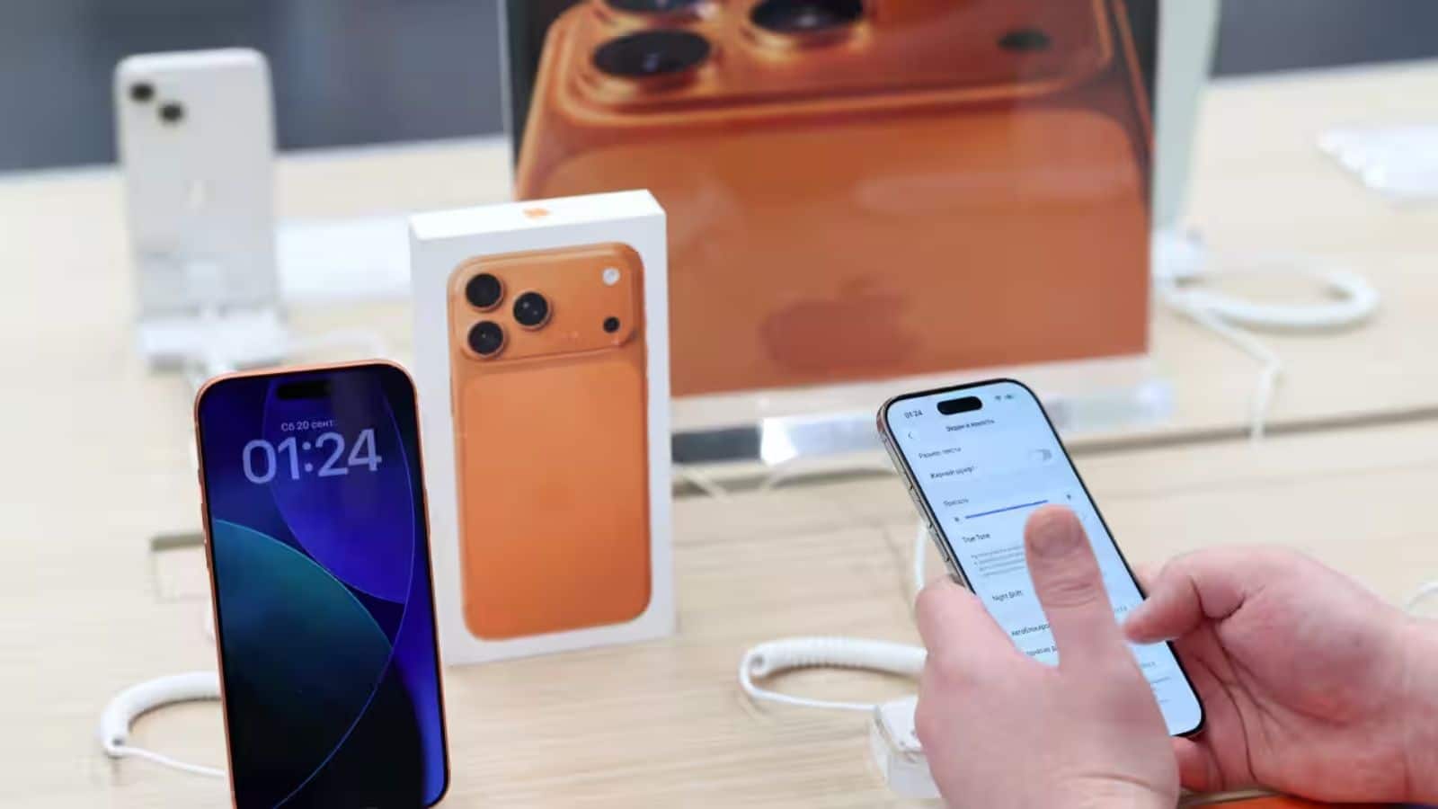 Apple iPhone: दुनियाभर में मेड इन इंडिया आईफोन की धूम, 5 साल में $70 अरब तक पहुंचा प्रोडक्शन!