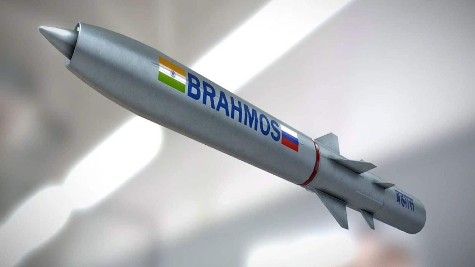 ऑपरेशन सिंदूर के बाद BrahMos बनी ग्लोबल सेंसेशन, फिलीपींस के बाद इस देश के साथ भारत ने किया बड़ी डील!