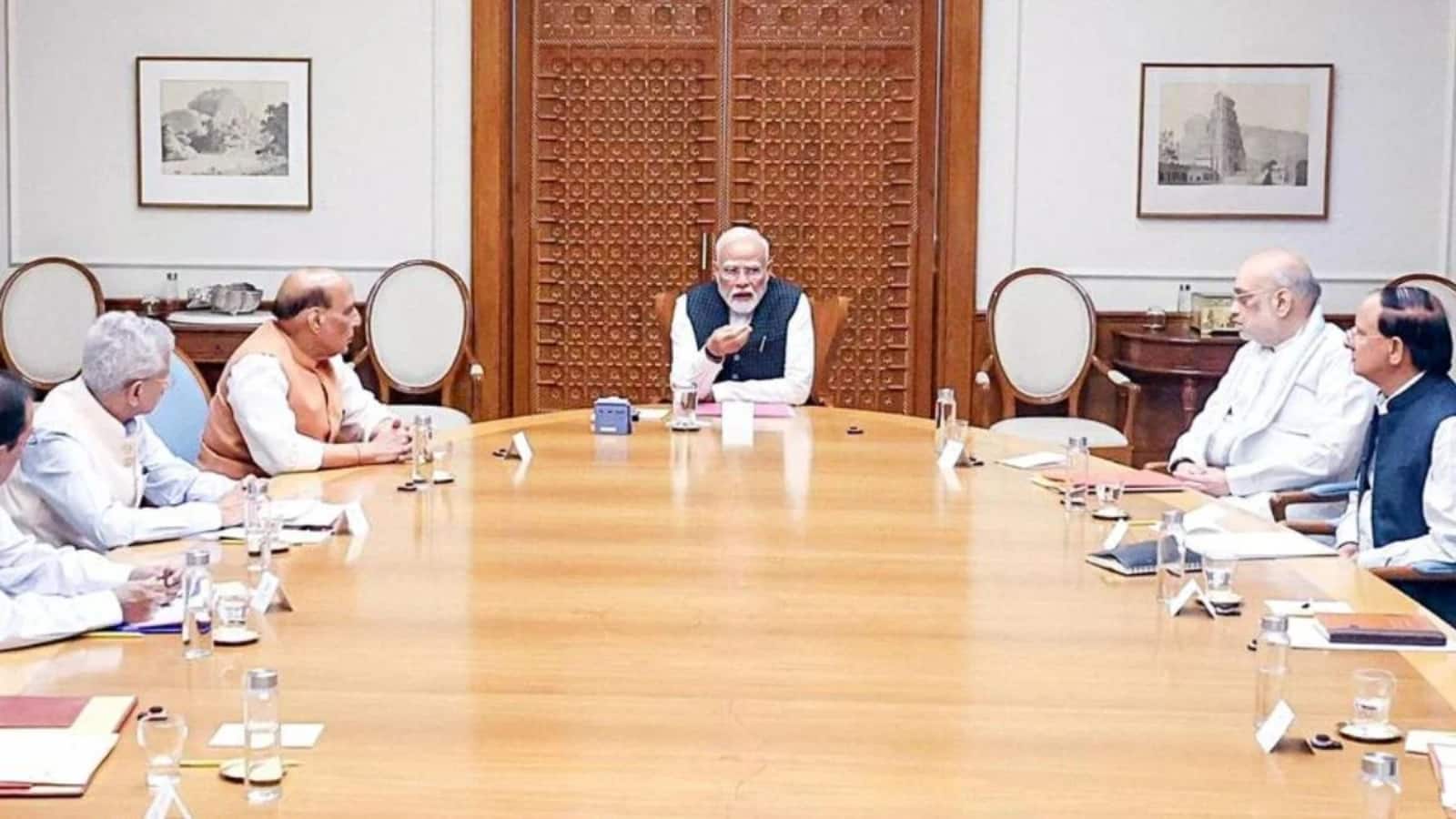 CCS बैठक में मोदी सरकार का बड़ा फैसला, देश में नहीं रुकेगी बिजली, गैस और खाद की सप्लाई