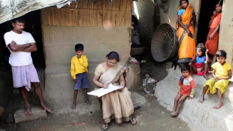 Census 2026 India: जनगणना में कौन से 33 सवाल पूछे जाएंगे? सरकार ने जारी की लिस्ट