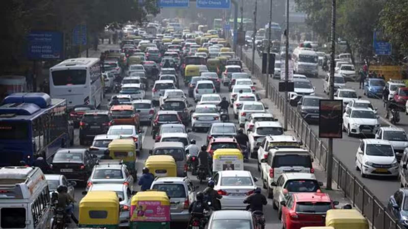 Mumbai traffic advisory: भारत-इंग्लैंड मुकाबले से पहले मुंबई में ट्रैफिक अलर्ट, पब्लिक ट्रांसपोर्ट का इस्तेमाल करने की दी गई सलाह