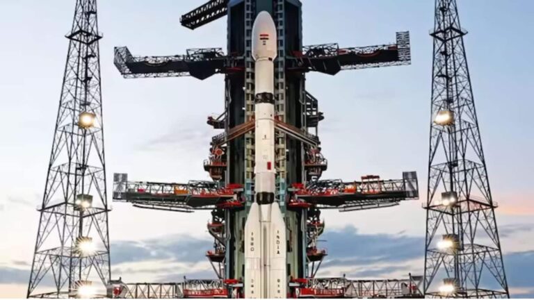 एलॉन मस्क को टक्कर देने के लिए यूरोप ने मिलाया ISRO से हाथ, SpaceX पर निर्भरता कम करेगा Eutelsat; जानें क्या है पूरा प्लान