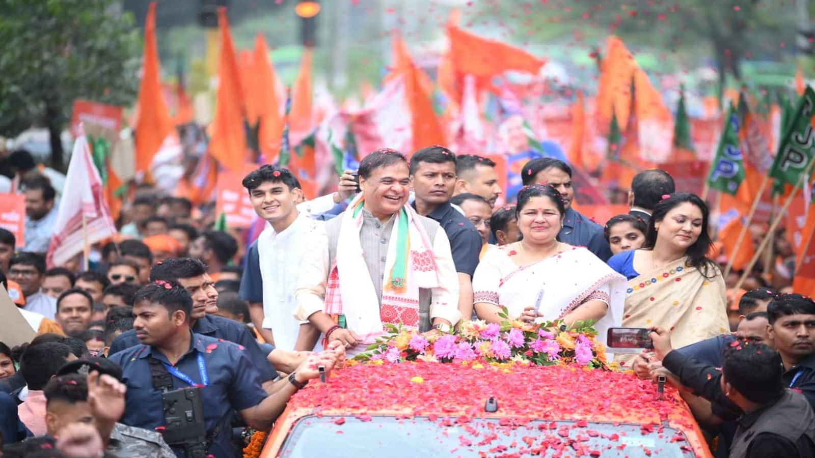 Assam election 2026: असम के CM हिमंता बिस्वा सरमा ने जलुकबाड़ी से दाखिल किया नामांकन, प्रचंड जीत का किया दावा