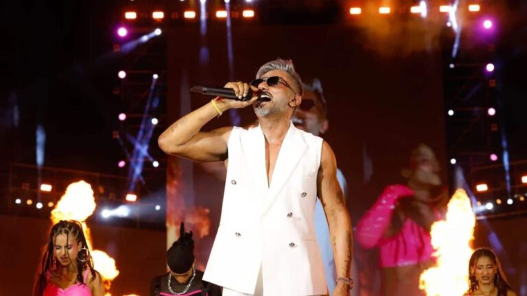 हनी सिंह के मुंबई कॉन्सर्ट में नियमों की अनदेखी, अवैध लेजर लाइट पर केस दर्ज