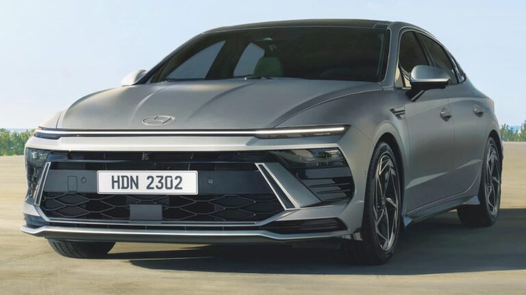 प्रीमियम लुक के साथ नई Hyundai Verna भारत में लॉन्च, कीमत 10.98 लाख से शुरू